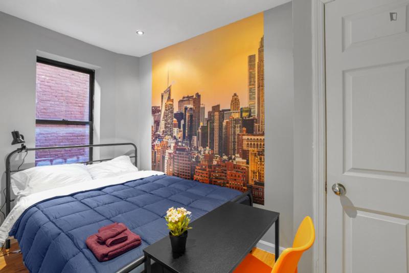 Bright double bedroom not far from Columbia University for Rent