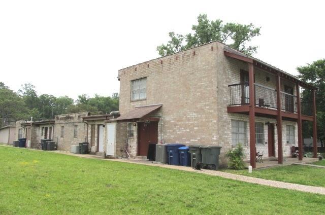1919 20th St, Huntsville, TX 77340 for Rent