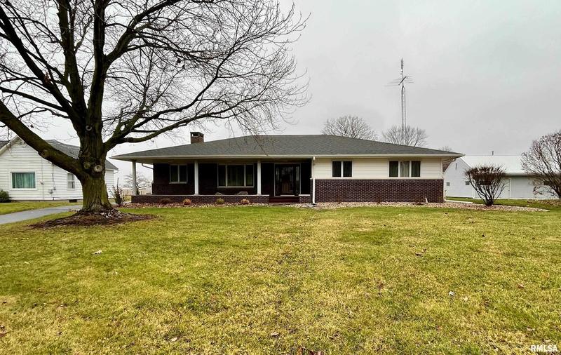 530 E Penn Ave, Roseville, IL 61473  MLS# CA1026607 for Sale