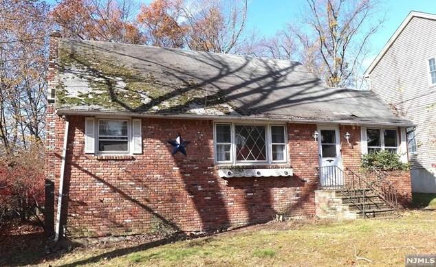 55 Seminole Ave, Oakland, NJ 07436 - MLS 23035797 for Sale