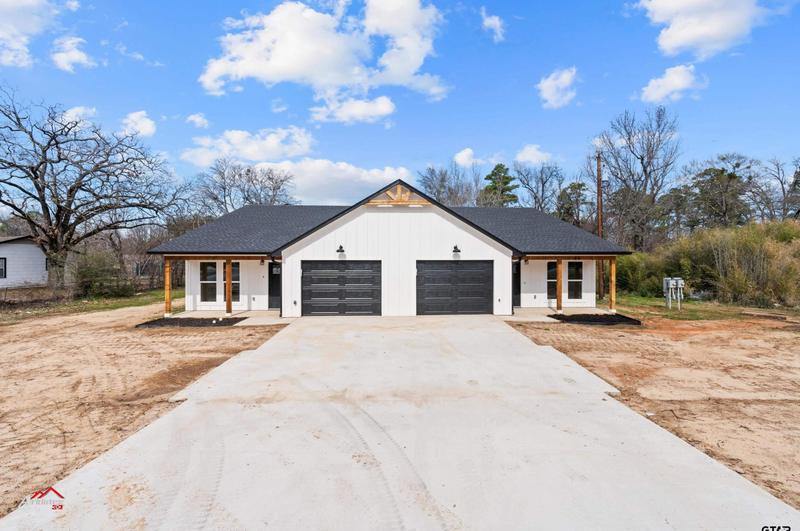 3219 Stone Rd, Kilgore, TX 75662 - MLS 24001867 for Sale