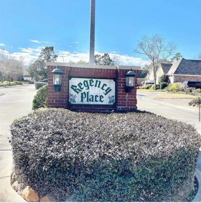 6 Regency Pl, Orange, TX 77630 for Sale