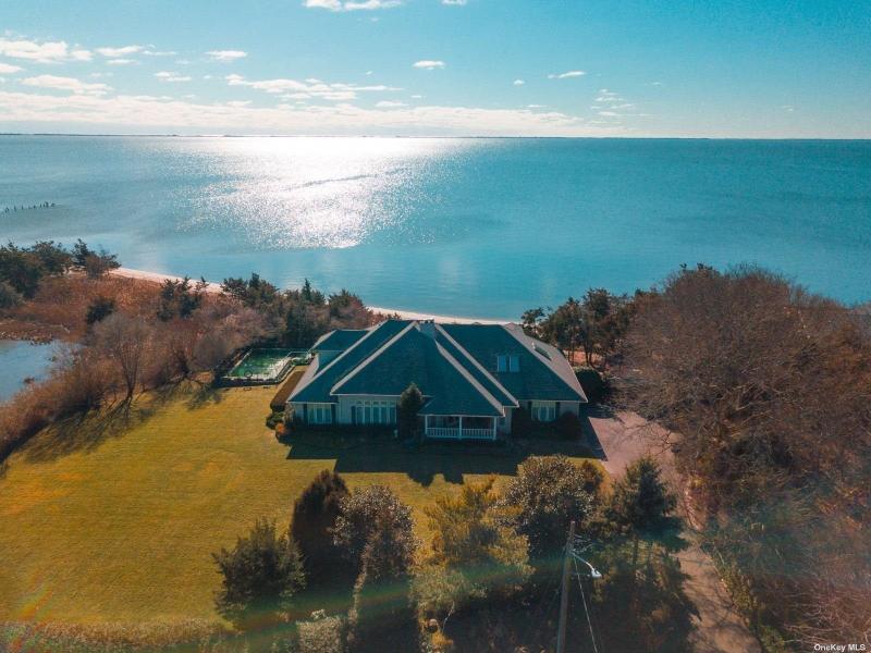 East Patchogue, Suffolk County, NY Lakefront Property, Waterfront Property, House for sale Property ID: 418925846