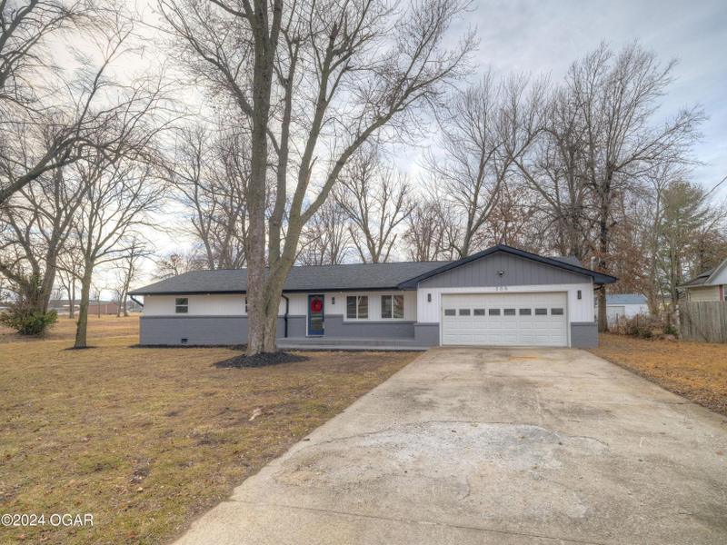 Lamar, Barton County, MO House for sale Property ID: 418838133