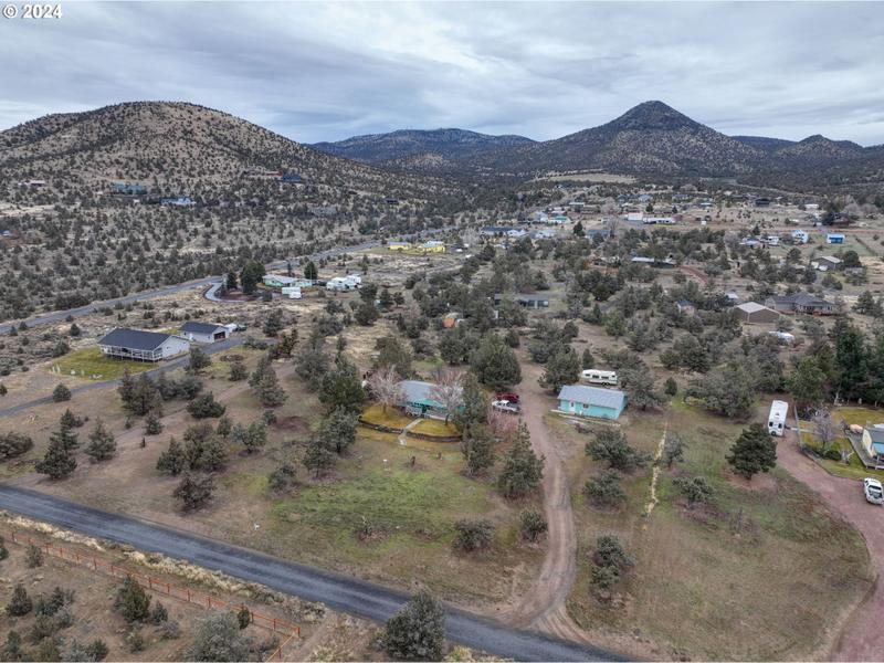 14256 Southwest Lupine Drive, Powell Butte, OR 97753 for Sale