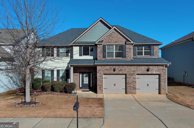 425 Culloden Moor Dr, Mc Donough, GA 30253 - MLS 20171000 for Sale
