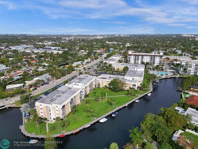 2990 NE 16TH AVE APT 304, Oakland Park, FL 33334 Condo/Townhouse For Sale  MLS# F10420482