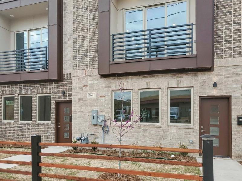 320 Feliks Gwozdz Pl #100, Fort Worth, TX 76104 - MLS 20484899 for Rent