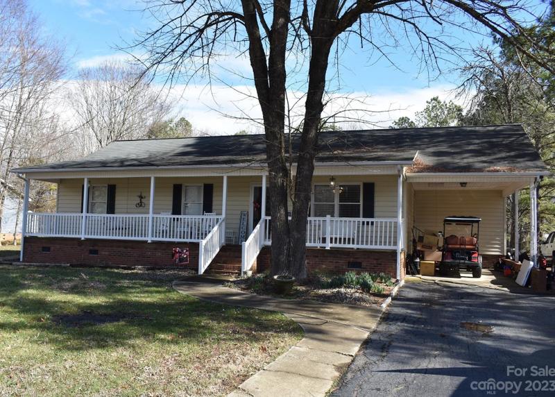 94 Tamworth Dr, Denton, NC 27239 - MLS 4100548 for Sale