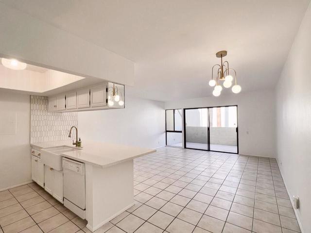 1655 E Palm Canyon 504, Palm Springs CA 92264 for Sale