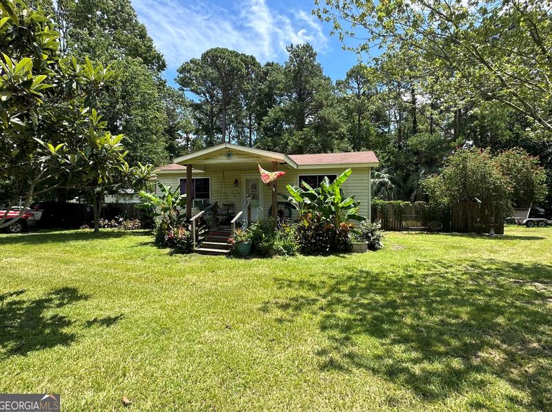 1300 Kansas St, Darien, GA 31305 - MLS 10205185 for Sale