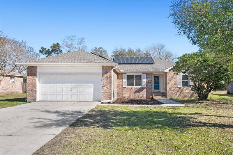 2016 Frontera Street, Navarre, FL 32566 for Sale