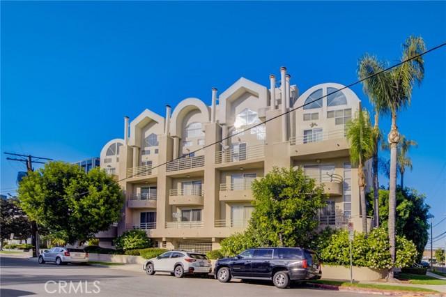 4549 Haskell 8, Encino CA 91436 for Sale