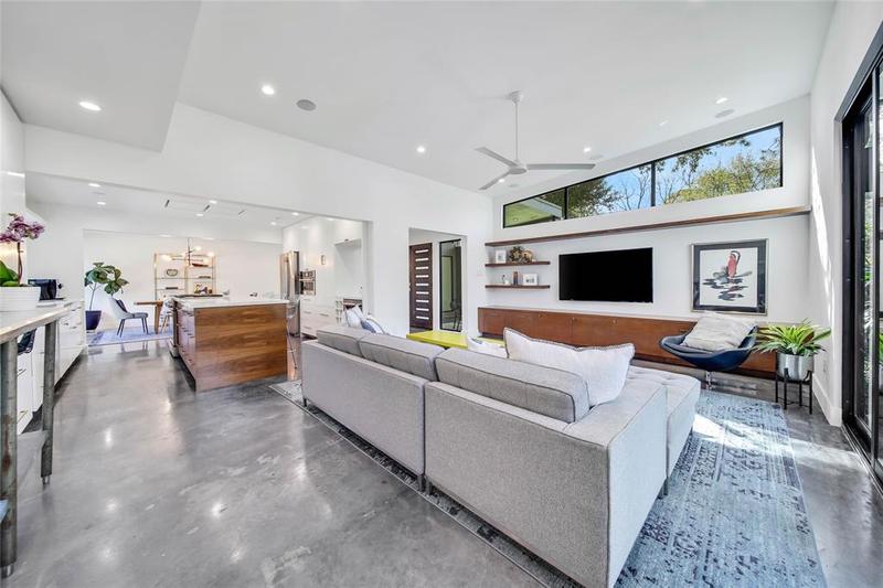12430 Perthshire Rd, Houston, TX 77024 for Sale