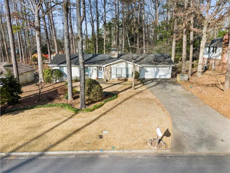 135 Shady Grove Lane, Alpharetta, GA 30009 for Sale
