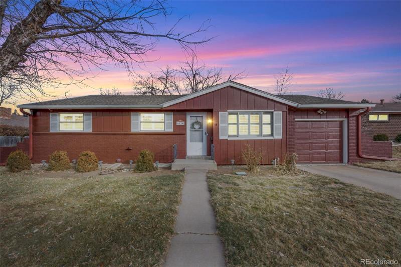 6034 South Steele Street, Centennial, CO 80121 for Sale