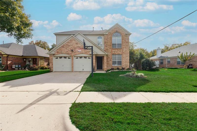 300 Branch Bnd, Euless, TX 76039 for Sale