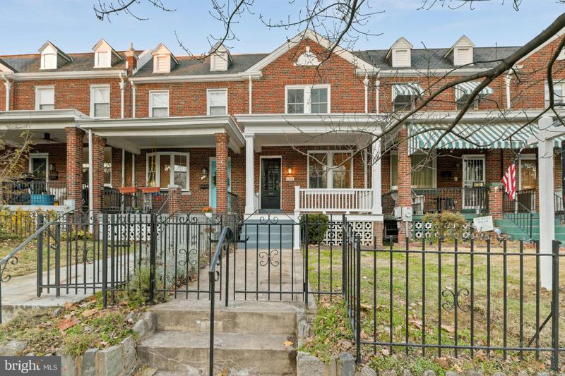 1718 D Street Northeast, Washington, DC 20002 for Sale