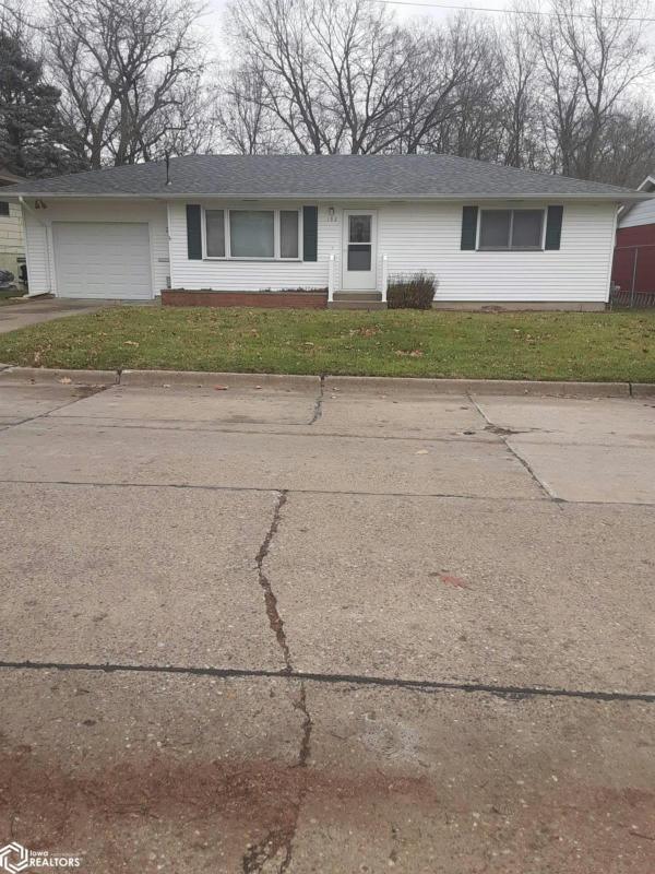 192 CRESTVIEW DR, Burlington, IA 52601 Single Family Residence For Sale  MLS# 6313854