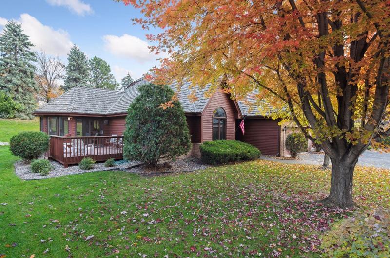 10825 57th Ave N, Plymouth, MN 55442 - MLS 6452435 for Sale