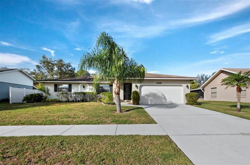 2476 Wye Oak Lane, Sarasota, FL 34232 for Sale