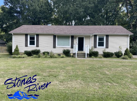 543 Roselawn Dr - Clarksville, TN 37042 - Home For Rent