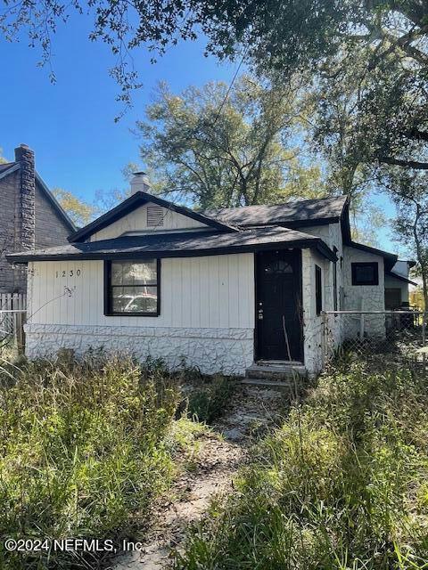 1230 E 14TH ST, Jacksonville, FL 32206 Single Family Residence For Sale  MLS# 2007310