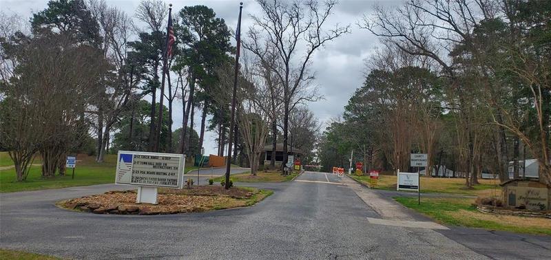 195 Green Tree Dr, Coldspring, TX 77331 for Sale