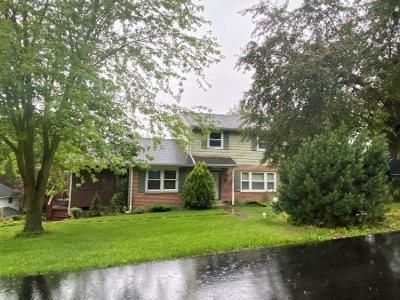Woodcrest Dr for Sale