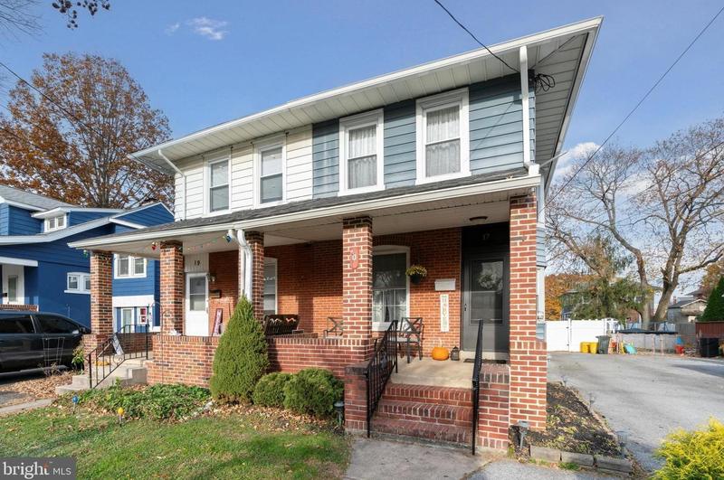17 Myrtle Ave, Morton, PA 19070 - MLS PADE2059530 for Sale
