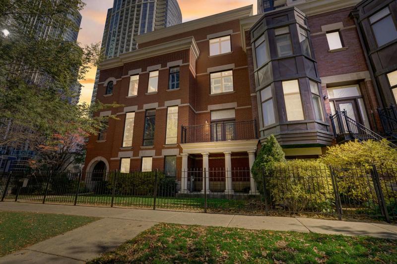 1309 S INDIANA AVE, Chicago, IL 60605 Single Family Residence For Sale  MLS# 11976835