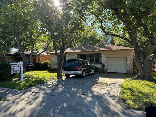 2337 PLEASANT DR, Dallas, TX 75227 Single Family Residence For Sale  MLS# 20501300