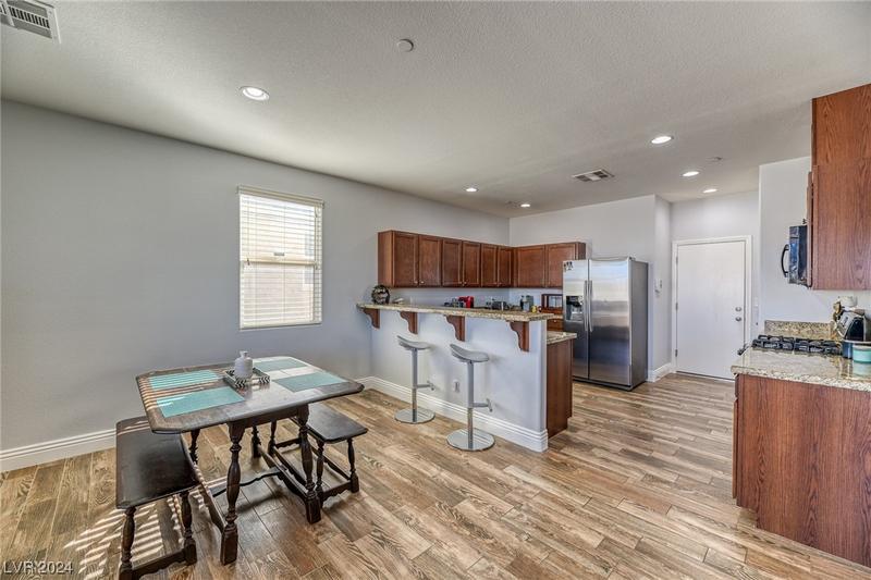 948 Crescent Falls Street, Henderson, NV 89011 for Sale