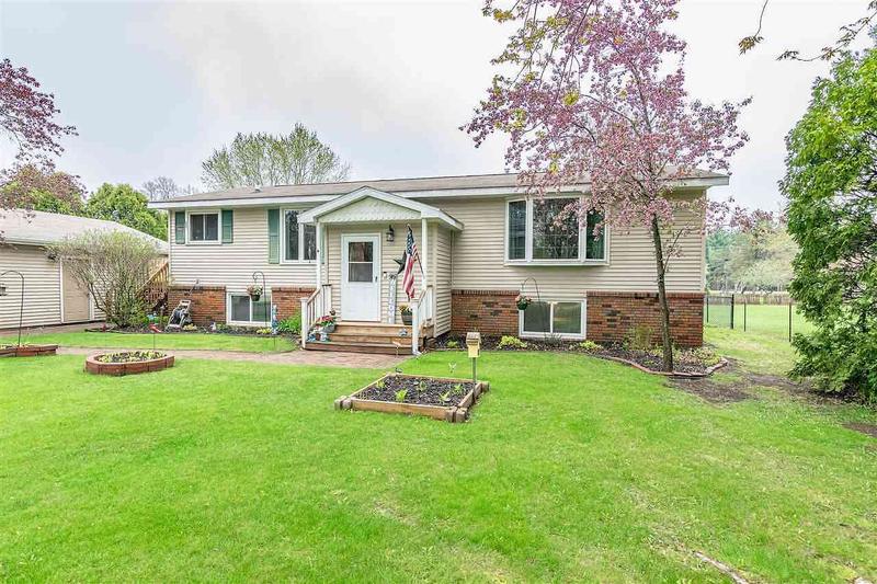 Honeysuckle, WISCONSIN RAPIDS, WI 54494  622424866 for Rent