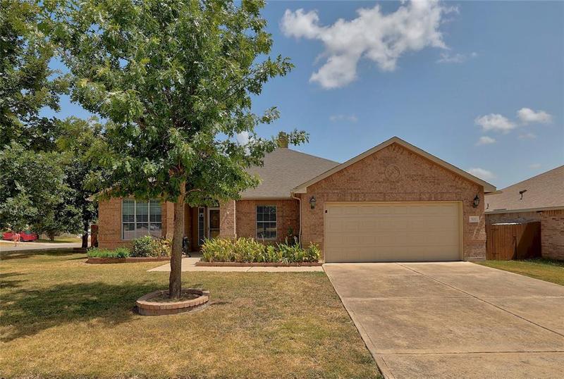 500 Dinge Bay Dr, Round Rock, TX 78664 for Sale