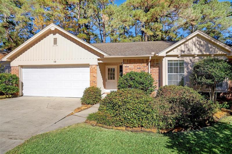 12 Fairmeade Bend Dr, The Woodlands, TX 77381 for Rent