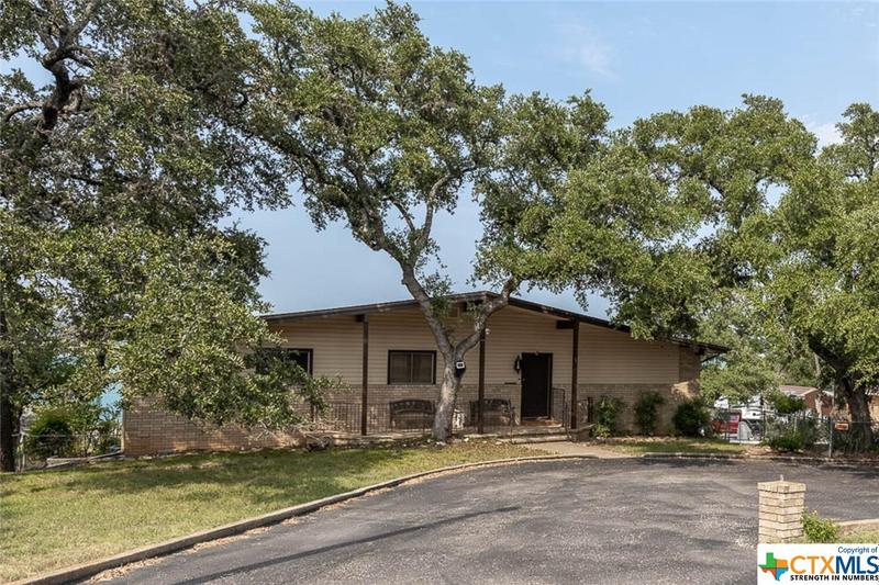 2195 Lakeview Drive, Canyon Lake, TX 78133 for Sale
