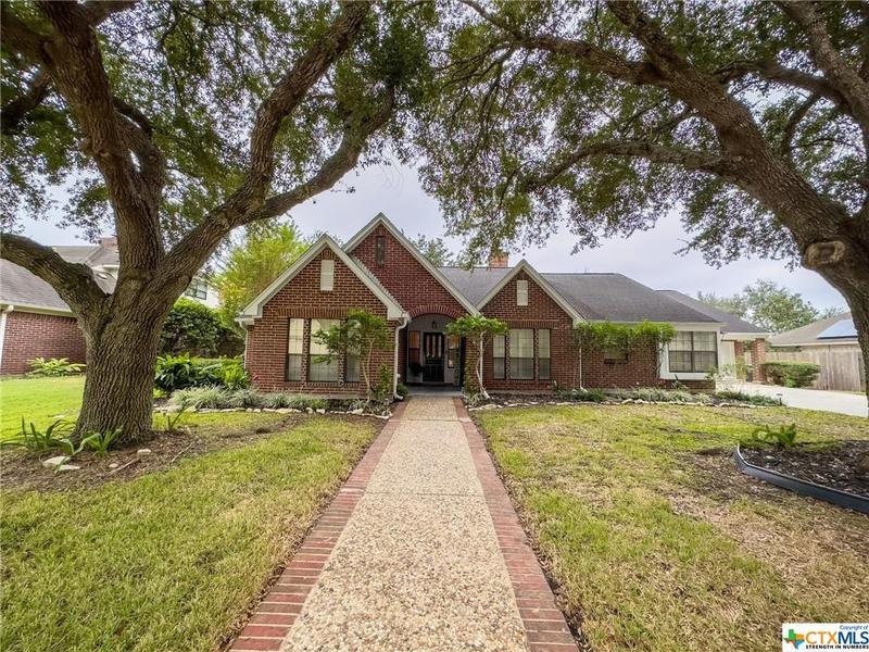 103 Masters Court, Victoria, TX 77904 for Sale
