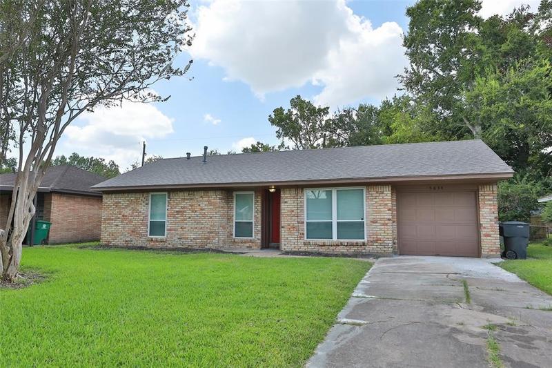 5634 Elm Springs Dr, Houston, TX 77048 for Sale