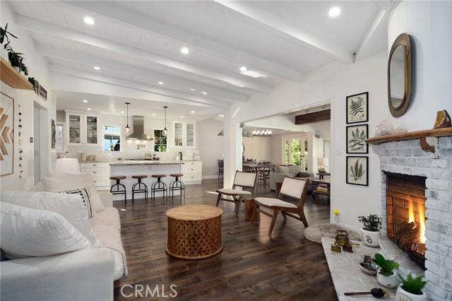 19029 Sprague, Tarzana CA 91356 for Sale
