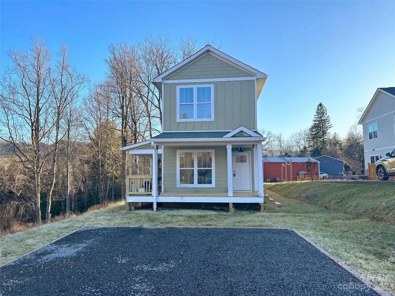 1003 PADGETT PL, Black Mountain, NC 28711 Single Family Residence For Sale  MLS# 4099930