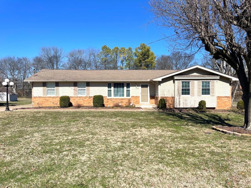 111 Homestead Drive, Hendersonville, TN 37075 for Sale