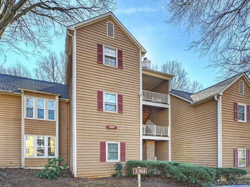 3304 Selwyn Farms Ln #3, Charlotte, NC 28209 - MLS 4104925 for Sale