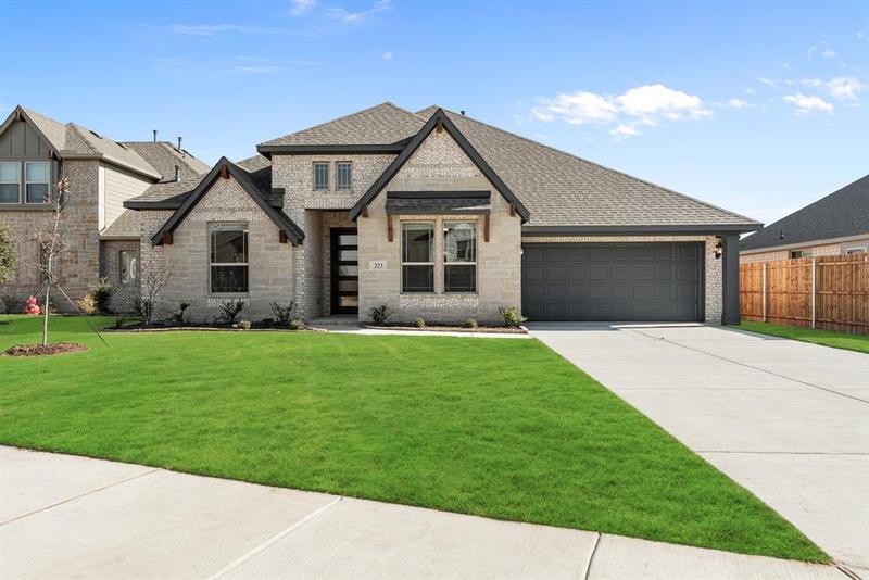 223 Clairmont Dr, Ponder, TX 76259 for Sale