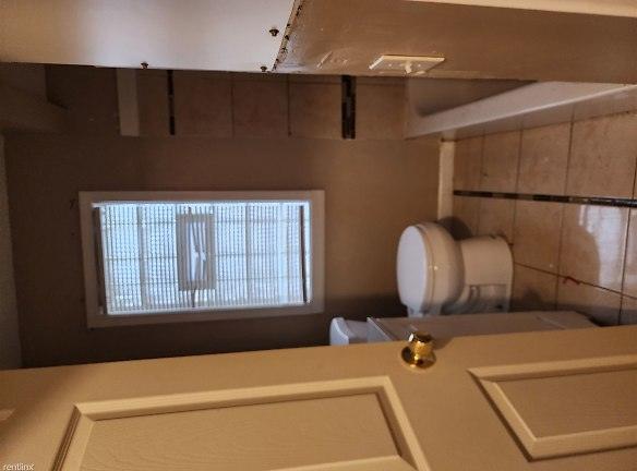 11781 Kilbourne Ave - Detroit, MI 48213 - Home For Rent