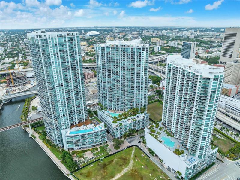 92 Southwest 3rd Street, Unit 305, Miami, FL 33130 for Sale