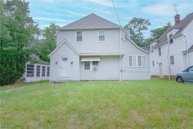 1221 HERMAN AVE, Akron, OH 44307 Single Family Residence For Sale  MLS# 5015167