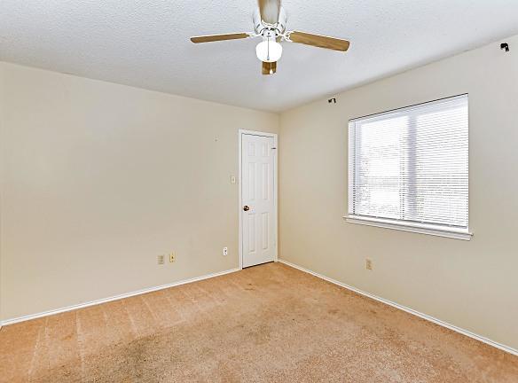 17115 Gunnison Springs Dr unit 2D 814935 - Round Rock, TX 78681 - Home For Rent