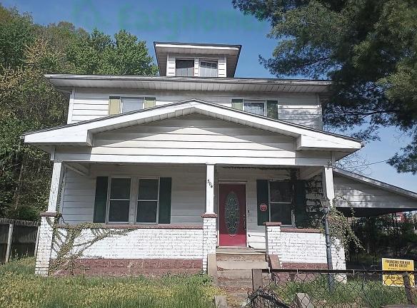 504 Williams Ave - Raceland, KY 41169 - Home For Rent