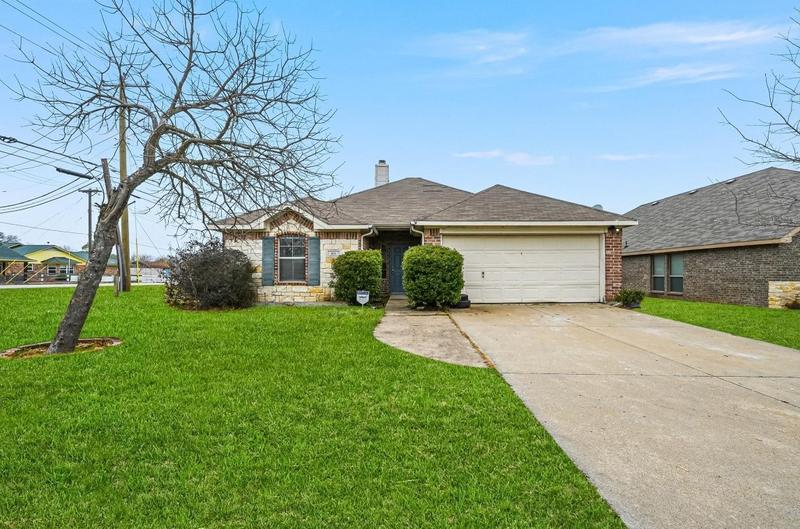 801 Huddleston Ct, Seagoville, TX 75159 - MLS 20521316 for Sale